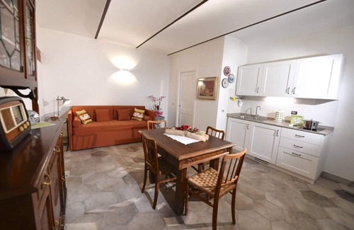 Montaldo Roero Apartment | House of Rocks Apartment Rocca Serro