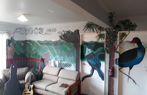 Wellington House | House of Tawatawa