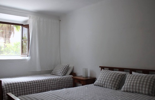 Santiago do Cacem House | House on the Alentejo Coast - Leave The Rest