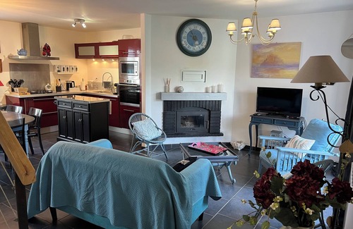 Ille-et-Vilaine House | House on the Cancale/Mont-Saint-Michel coastline, ideal for families.