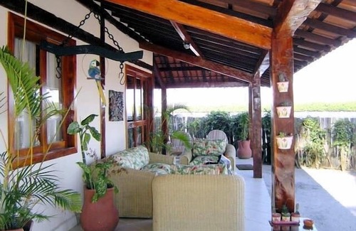 Santo Andre House | House opposite Santo André Natural Marina - 2 suites