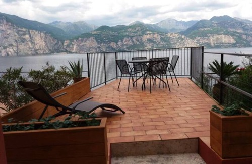 Cassone Apartment | House Overview