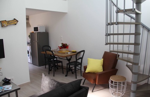 Rochefort House | House "Pont Transbordeur" Rochefort city center