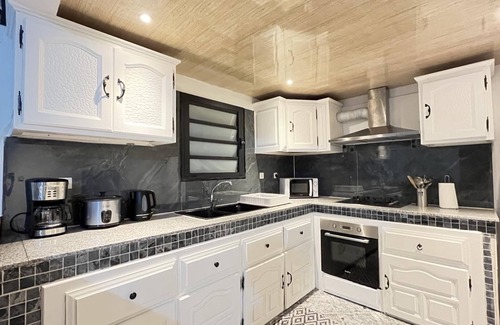 Caphomard House | House