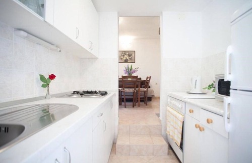 Zrnovnica House | House River (111981-K1) - Zrnovnica (Split)