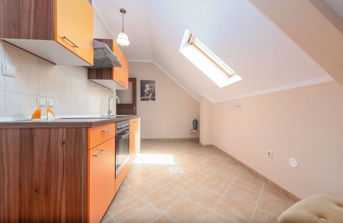 Otocac House | House Rose (111131-K1) - Otocac