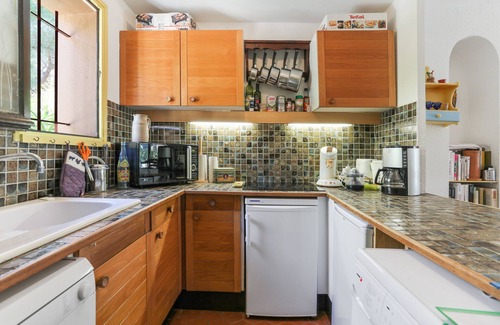 Boulouris-sur-Mer Cabin | house saint raphael 50 meters sea