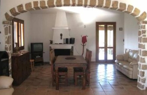 Trinita d'Agultu e Vignola Villa | house / villa - Isola Rossa Loc. Buniccu