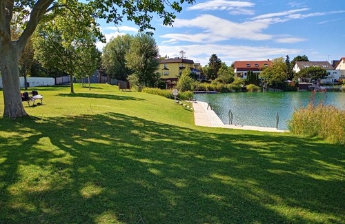 Rustenfeld House | House with 3 bedrooms - 1 min from Vienna with parking lot