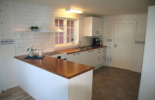 Asbro House | House with a view - Waterfront location - Boat - Private jetty - Fishing