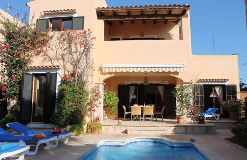 Portopetro House | House with pool, garden, sea view, near the beach, free Wi-Fi, terraces, gas barbecue