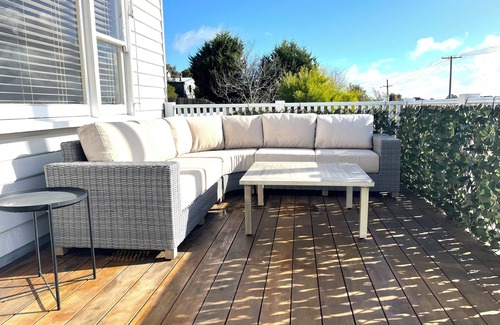 Creswick House | House with forest views in vibrant central goldfields town only 1.5hr from Melb