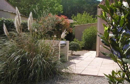 Vidauban House | house with garden, between sea and mountain