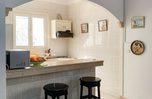 Korba House | House with garden in a residential area 100 m from a magnificent beach