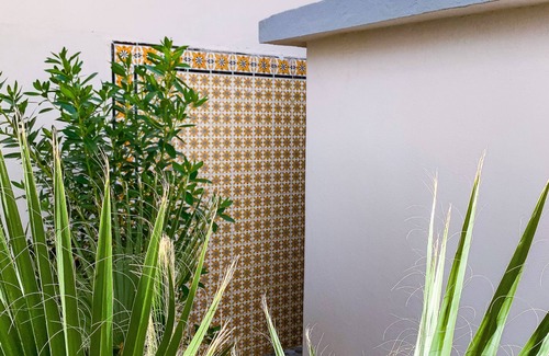 Korba House | House with garden in a residential area 100 m from a magnificent beach