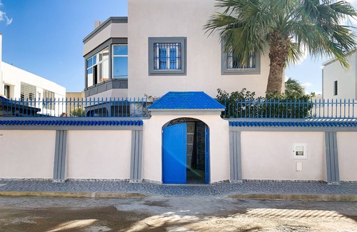 Korba House | House with garden in a residential area 100 m from a magnificent beach