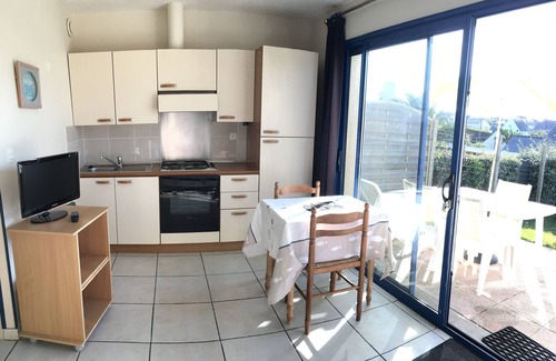 Le Conquet House | House with heated pool and 100m from the beach in Le Conquet