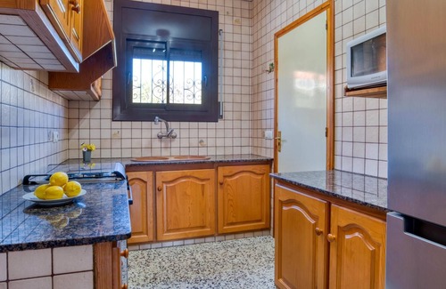 L'Escala Villa | House with private garden in L'Escala-Riells.HUTG-060784