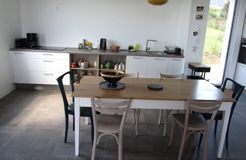 Primelin House | House with sea view, close to beaches and footpaths. Peace and quiet.