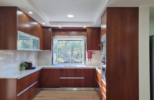 Fornelos House | House with swimming pool, soccer pitch, jacuzzi, totally private
