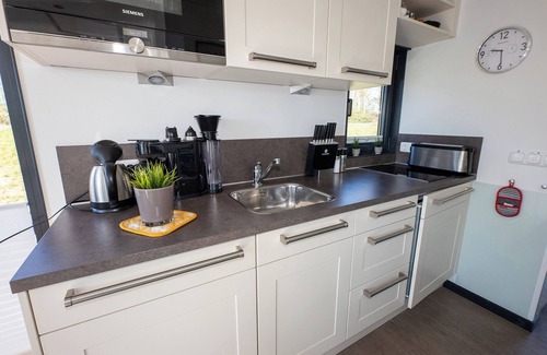 Bad Bederkesa House | Houseboat 3 lake lounge. Unconventional and with privacy.