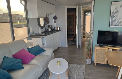 Barth Boat Rental | Houseboat Fjord Capella - Solar boat in Barth