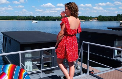 Middelaar Ski Chalet | Houseboat Marina Mookerplas 4-6 persons (roof terrace)