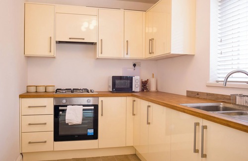 Walsall House | HouseSleeps6-Garden-Parking-Familly&Contractors