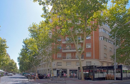 Nueva Espana Apartment | Housing Castellana X X V by Sharing Co