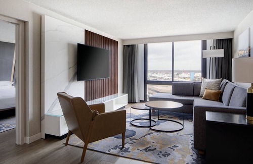 Southeast Houston Hotel | Houston Marriott South at Hobby Airport