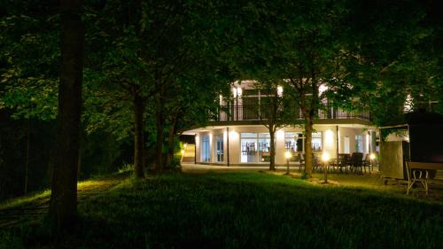 Radovljica House | Houston Resort