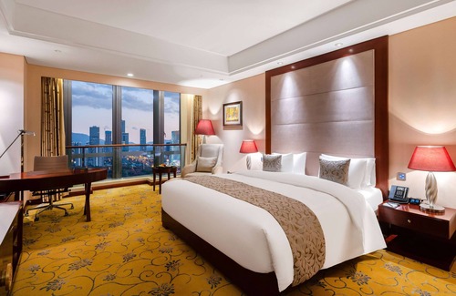 Chenggong County Hotel | Howard Johnson Tropical Garden Plaza Kunming