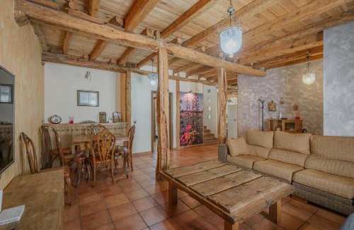 Frumales House | Hoyal de Pinares