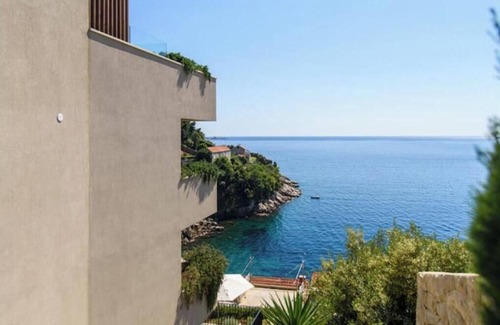 Lozica Villa | Villa Atreeum & Eleven