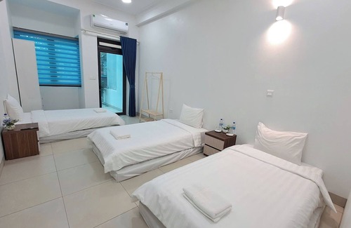 Soc Son Hotel | HT Airport Inn