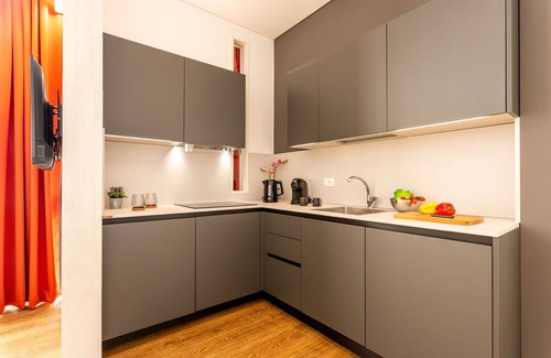 Mestre Apartment | Htm Tower - 704 Executive by Halldis