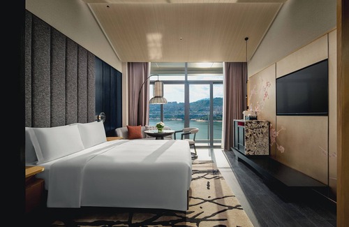 Wushan Hotel | Hualuxe Chongqing Wushan by IHG
