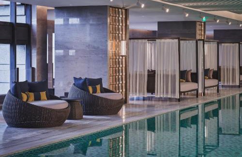 Kunshan Hotel | HUALUXE Kunshan Huaqiao by IHG - F1 Racing Preferred Hotel