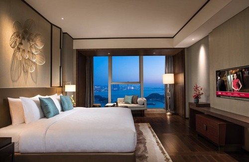 Haicang Hotel | HUALUXE Xiamen Haicang Harbour View by IHG