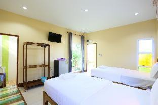 Ban Phe Resort | Huan Soontaree