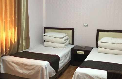 Yongshou County Hotel | Huayang Guesthouse