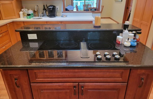 Sequim House | Huckleberry Hideaway | Whole Family Getaway