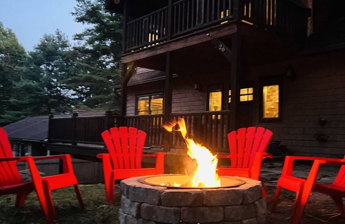 Diamond Point House | Huddle Bay Haven w/Dock and Lake Access