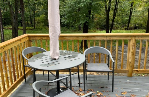 Valatie Cottage | Hudson: Martin Van Buren 2 bedroom lake house cottage
