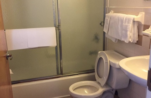 Bayonne Hotel | Hudson Plaza Motel Bayonne/Jersey City