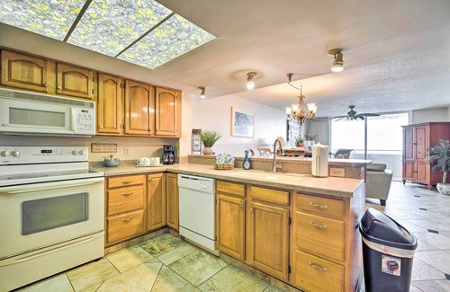 Hudson Condo | Hudson Resort Condo w/Gulf Views & Beach!