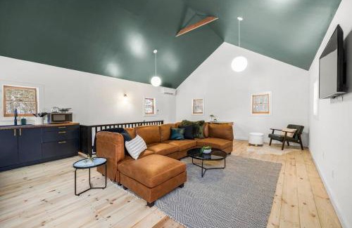 Hillsdale House | Hudson Valley and The Berkshires Cottage
