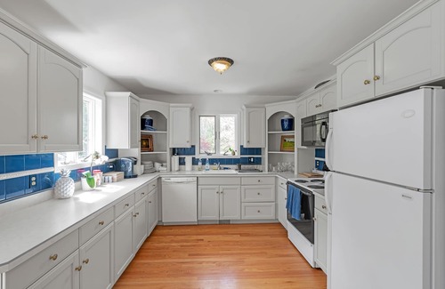 Taghkanic Other | Hudson Valley Dream Farmhouse: Bike Trails, Wineries, Five Acres