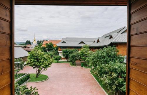 Nai Wiang Hotel | Huen Him Kong Hotel Phrae