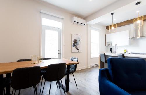 Griffintown Apartment | Huge 2 Bdr with Balcony in Mile End by Den Stays
